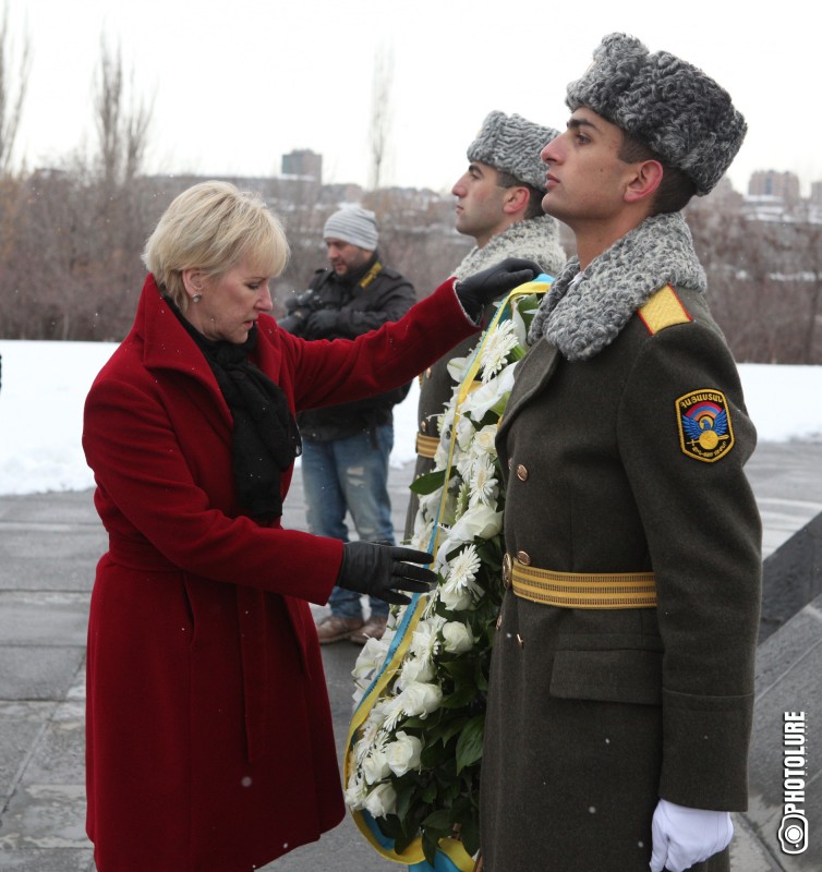 Sweden FM Tsitsernakaberd 1