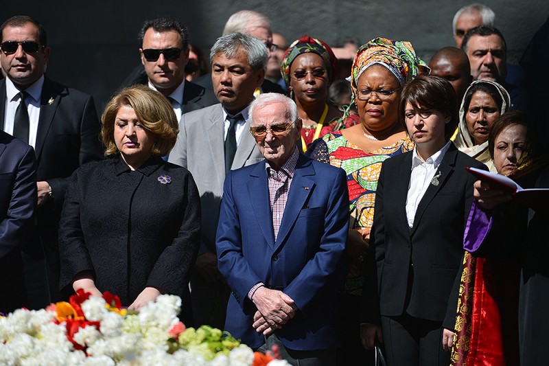 Serzh Sargsyan Tsitsernakaberd 10
