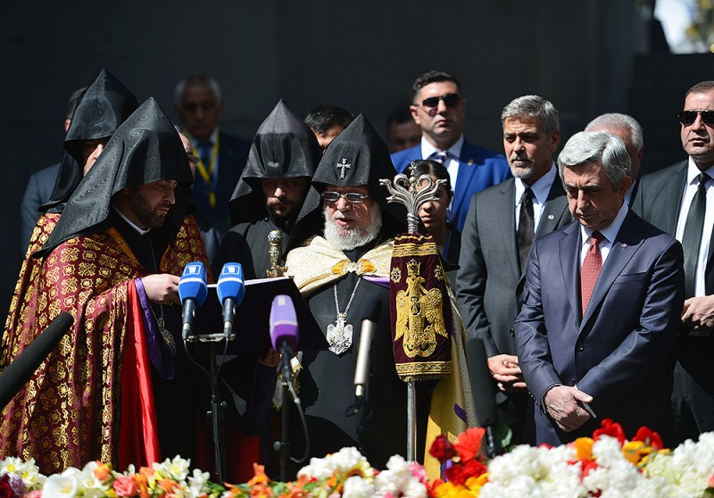 Serzh Sargsyan Tsitsernakaberd 7