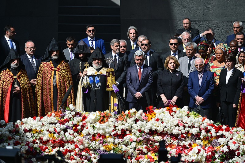 Serzh Sargsyan Tsitsernakaberd 9