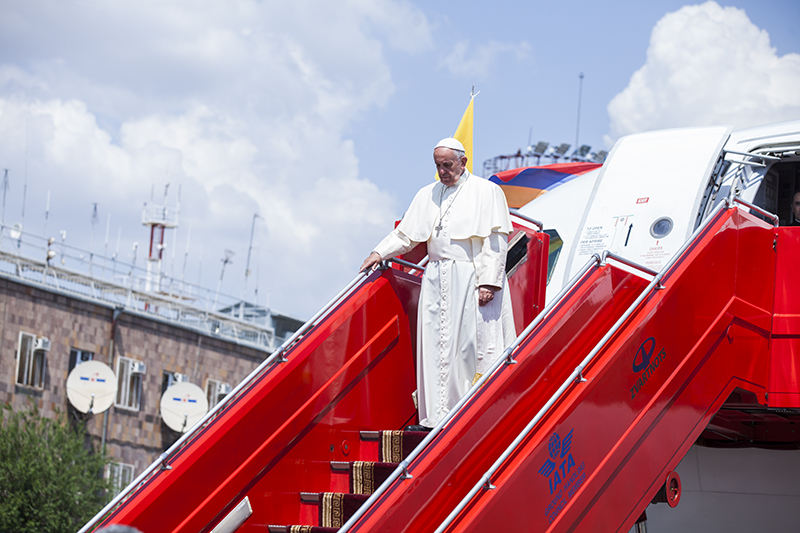 Pope in Armenia 3