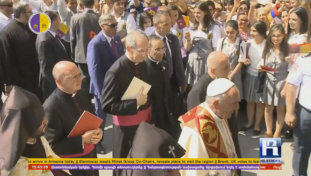 Pope in Etchmiadzin 1