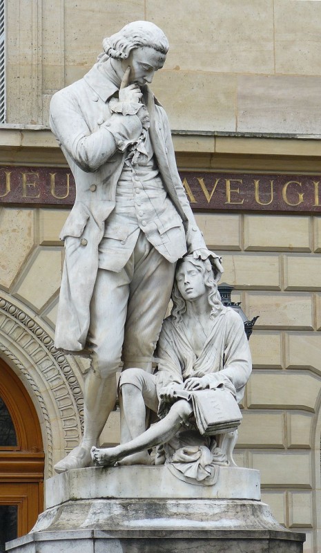 Statue_de_Valentin_Haüy
