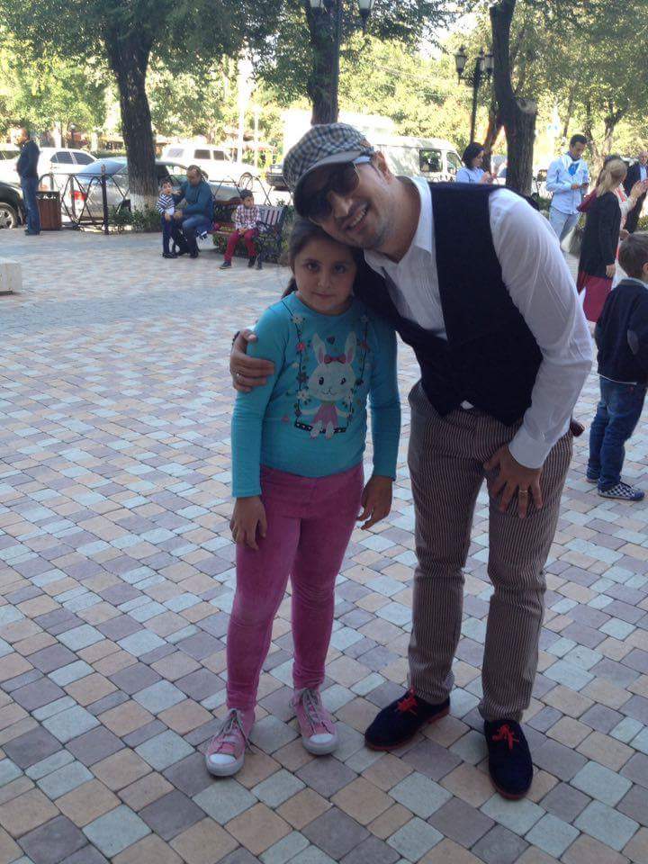 avet
