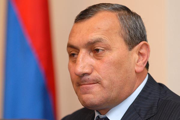 surik-khachatryan-liska-goris