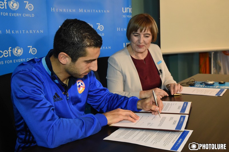 henrikh-mkhitaryan-unicef-1
