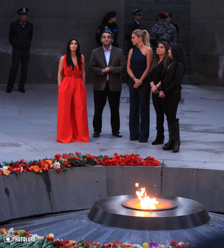 MHM94811