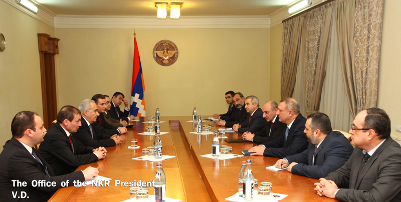 110216 HHAZhPatvirak -Info